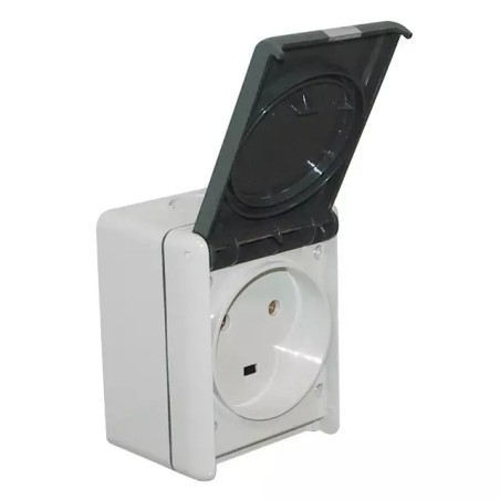 PRISE ETANCHE SAILLIE  2P+T  32A  LEGRAND